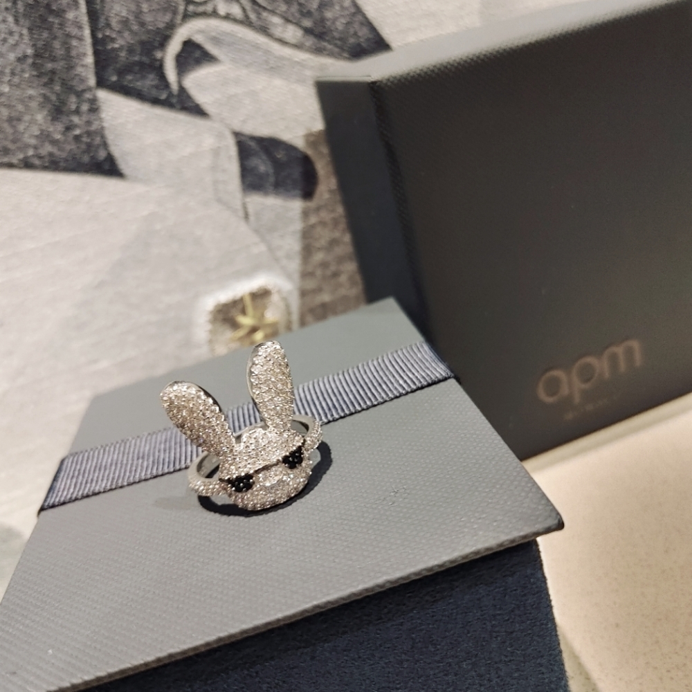 APM bad rabbit ring size 58